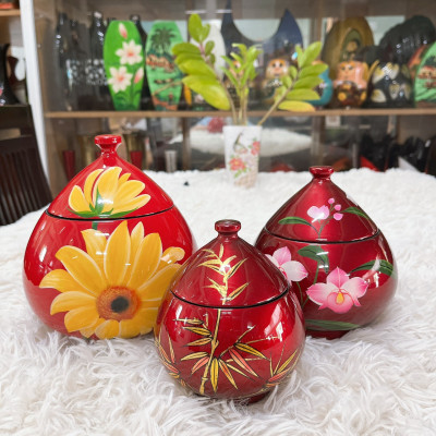 Hủ mận sơn mài Thanh Bình Lê họa tiết phong phú đựng kẹo mứt, trang trí văn phòng, nhà cửa, làm quà tặng ý nghĩa