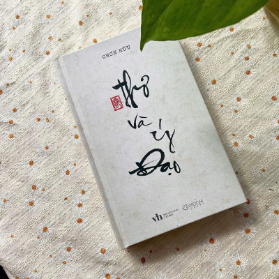 COMBO Sách: Thơ và Ý Đạo + Trở về nguồn cội