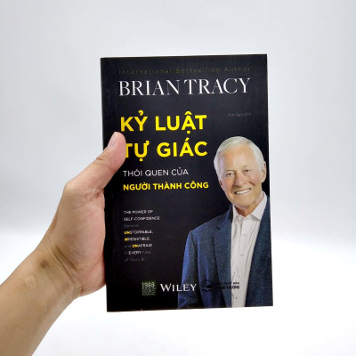 Kỷ Luật Tự Giác Thói Quen Của Người Thành Công (Tái Bản 2022)