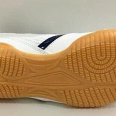 GIÀY CẦU LÔNG NAM NỮ