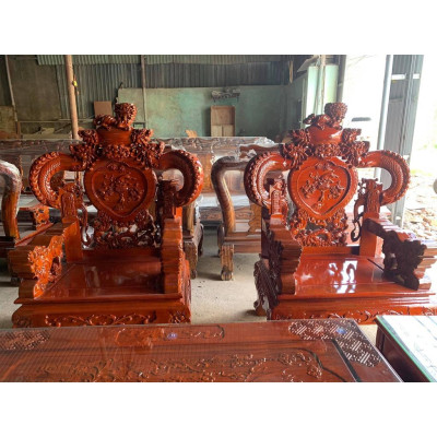 bộ bàn ghế nghê rồng gỗ xà cừ tay 12