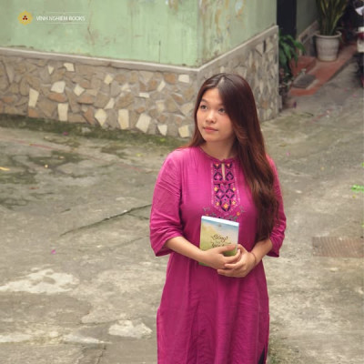 Sách -  Sống Với Hiện Tại - Vĩnh Nghiêm Books