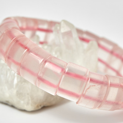 Vòng thạch anh hồng bản vuông hạt đá 15x9.5mm mệnh hỏa, thổ - Ngọc Quý Gemstones