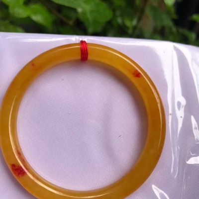 VÒNG TAY ĐÁ CẨM THẠCH VÀNG ANH TƯƠI BÓNG ĐẸP SIZE VÒNG 48MM NỮ MỆNH KIM THỔ, THUỶ