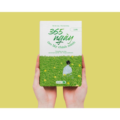 Sách - 365 Ngày Ôm Lấy Chính Mình - AZ Việt Nam