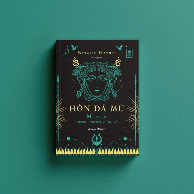 Sách - Hòn Đá Mù - Medusa Những Chuyện Chưa Kể - AZ Việt Nam
