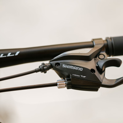 Xe đạp thể thao CALLI 2100 Khung nhôm không mối hàn