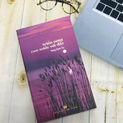 TRIỀN SÔNG CON NƯỚC VƠI ĐẦY