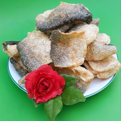 Đặc Sản Bình Thuận  -  Da Cá Sấy Giòn Vị Phô Mai Đầm Sen - 80G