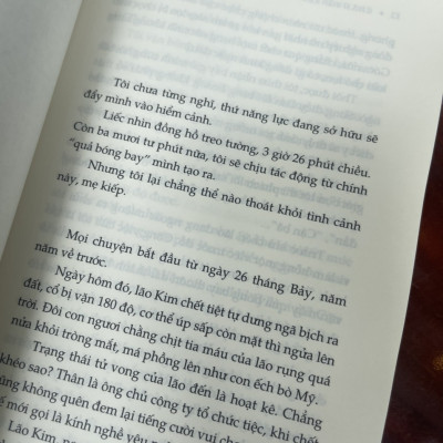 NGƯỜI BÓNG BAY – Chan Ho-Kei – Nguyễn Tú Uyên dịch – Nhã Nam – NXB Hà Nội (Bìa mềm) 