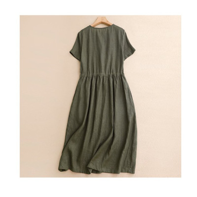 Đầm linen dáng suông cổ V cách điệu, có dây rút bo eo thời trang trẻ trung màu Xanh Rêu D218