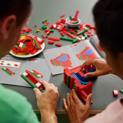 Đồ Chơi Lắp Ráp Mô Hình Chữ LOVE Robert Indiana LEGO ADUTLS 31214 (791 chi tiết)