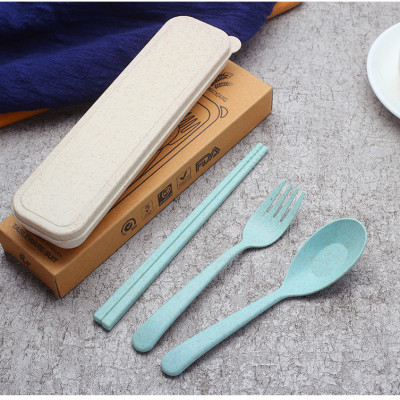 Bộ Đũa Muỗng Nĩa Lúa Mạch Cao Cấp Có Hộp Đựng (giao màu ngẫu nhiên) - Hàng chính hãng 