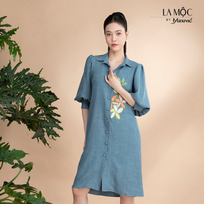 Đầm xô lụa sơmi xanh jeans thêu La Mộc LM022425