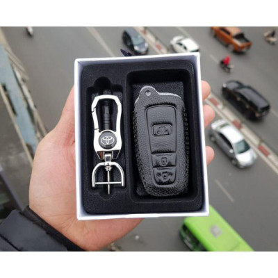 Bao da 3D bảo vệ chìa khóa xe Toyota Corolla Cross 2020 kèm móc đeo Inox