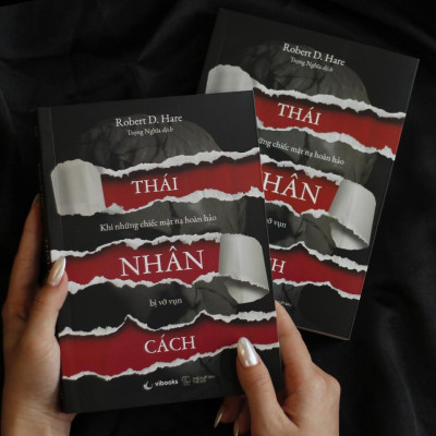 Sách - Thái Nhân Cách - Khi Những Chiếc Mặt Nạ Hoàn Hảo Bị Vỡ Vụn - AZ Việt Nam