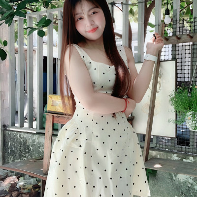 Váy bi xoè thiết kế