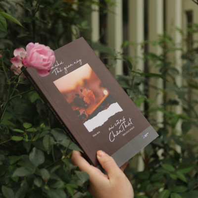 Sách - Giá Như Thế Gian Này Ai Cũng Chân Thật - AZ Việt Nam