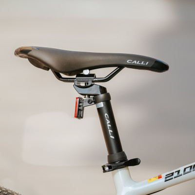 Xe đạp thể thao CALLI 2100 Khung nhôm không mối hàn