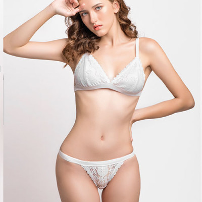 Nội y đồng bộ áo ngực bralette thể thao Wannabe nguyên bộ BO50B ren lưới không mút không gọng năng động