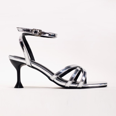 Giày Sandal nữ 3 quai chéo 7F PABNO PN22030