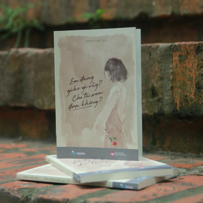 Sách - Em Đang Giấu Gì Vậy? Cho Tôi Xem Được Không? - AZ Việt Nam