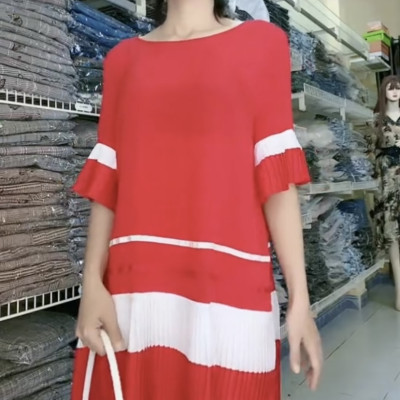 Đầm suông xếp ly đơn giản mà xinh myqlothing.