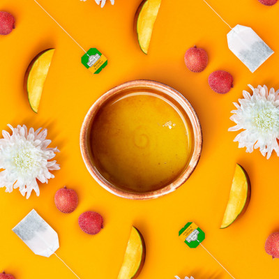 TRÀ XANH AHMAD ANH QUỐC - VẢI & XOÀI (40g) - Mango & Lychee - Sự kết hợp mang hương vị nhiệt đới