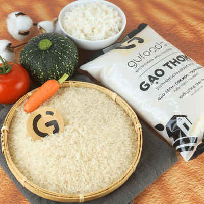 Gạo thơm GUfoods (1kg) - Cơm mềm dẻo, Thơm tự nhiên, Hạt dài, Nguyên liệu vựa lúa Đồng bằng Sông Cửu Long